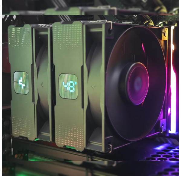 Кулер для процессора башенный Deepcool AG620 Digital BK (с дисплеем) Кулер для процессора башенный Deepcool AG620 Digital BK (с дисплеем)