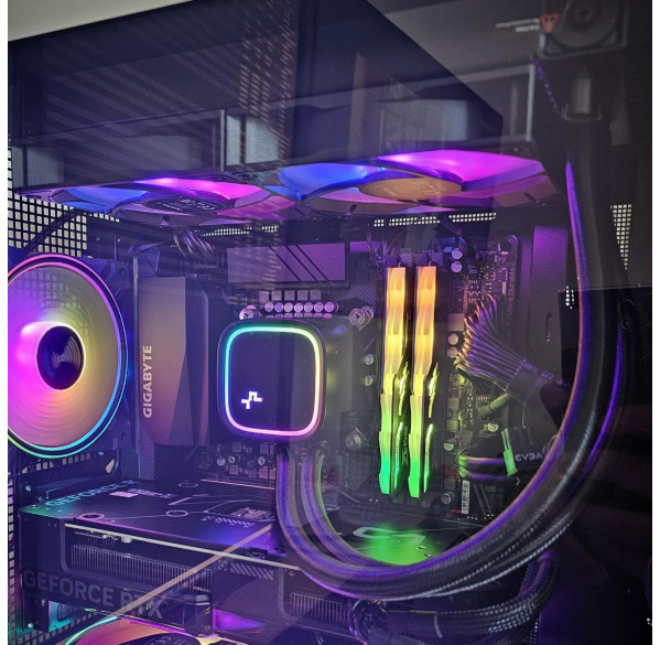 Водяное охлаждение для процессора Deepcool GAMMAXX LE520 ARGB Водяное охлаждение для процессора Deepcool GAMMAXX LE520 ARGB