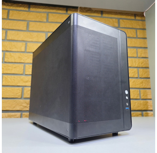 Готовая сборка средне-игровая i3-14100 / RTX / 16GB DDR4 Готовая сборка средне-игровая i3-14100 / RTX / 16GB DDR4