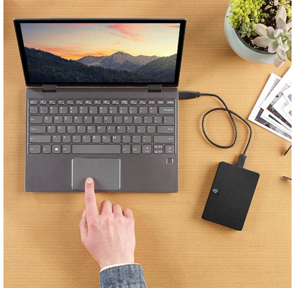 Внешний накопитель USB жесткий диск HDD 2TB Seagate Expansion, USB 3.1 Внешний накопитель USB жесткий диск HDD 2TB Seagate Expansion, USB 3.1